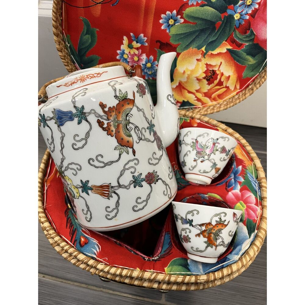 Vintage Chinese Wicker Tea Basket With Tea Pot and Tea Cups- 4 Pieces - Picture 3 of 10